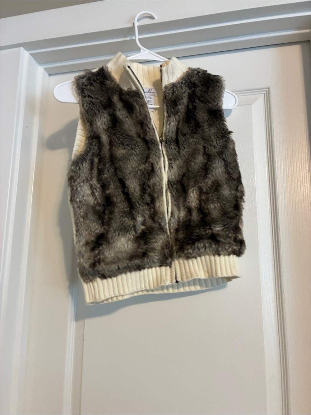 Girls Faux Fur Puffer Vest - Cream Trim, Gray Fur